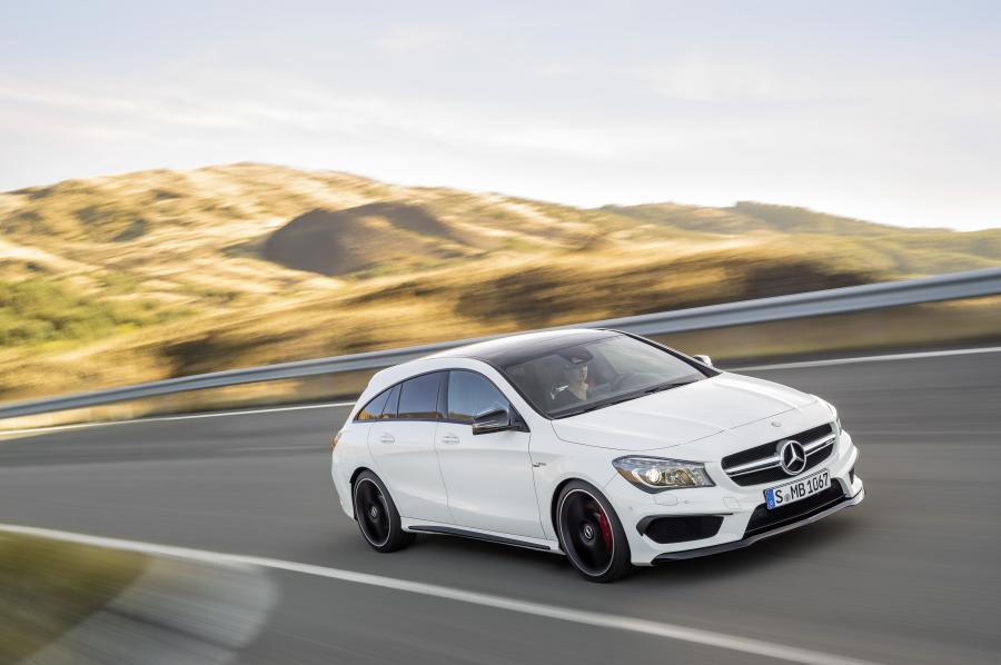  Mercedes-AMG CLA45 Shooting Brake 2015 года  (фото 2 из 32)
